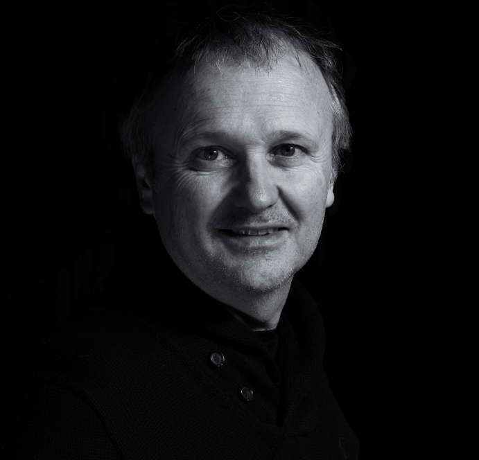 qodef-team-image